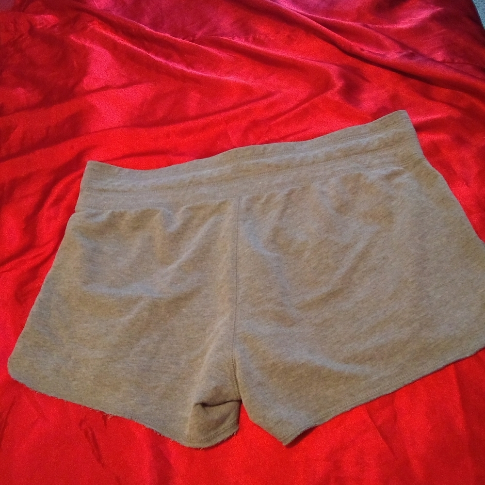 Short - Picture 2 of 3